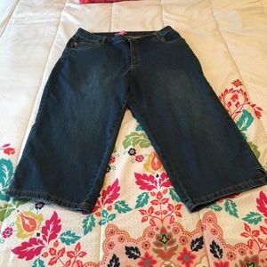 Capri plus size jeans